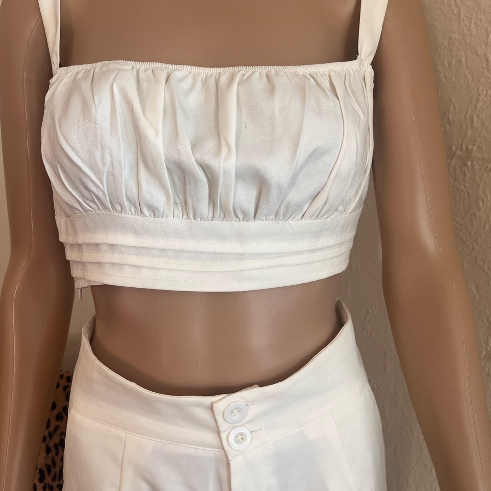 2 piece crop top pants set! 🛥️ Perfect when boating and outdoor activities.